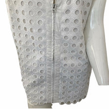 Load image into Gallery viewer, Ravel Blouse White Eyelet Zip Front Women’s Sleeveless Size Large