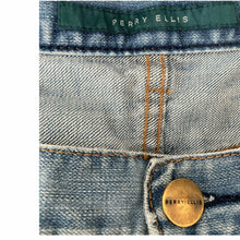 Load image into Gallery viewer, Perry Ellis Jeans Men’s Blue Denim 34x32 medium wash