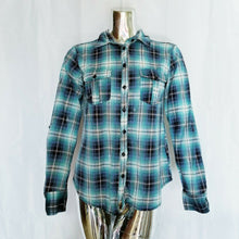 Load image into Gallery viewer, Eden &amp; Olivia Womens Blue Green Plaid Shirt Small