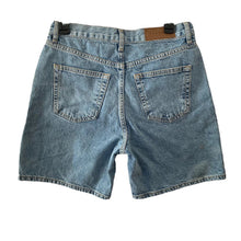 Load image into Gallery viewer, Topshop Denim Shorts Bermuda Light Wash Womens Size 6 New Stretch High Rise