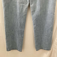 Load image into Gallery viewer, Gloria Vanderbilt Womens Light Wash Distressed blue Jeans Size 10