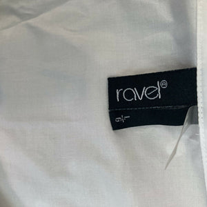 Ravel Blouse White Eyelet Zip Front Women’s Sleeveless Size Large