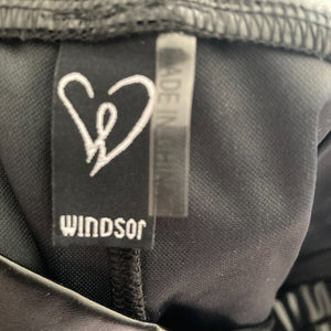 Windsor Shorts Womens Large Bermuda Faux Leather Stretch Polyurethane Black