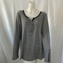 Load image into Gallery viewer, Liz Claiborne Women Plus Size Black and White Ribbed Striped Blouse 2X