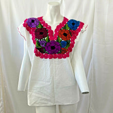 Load image into Gallery viewer, Vintage Womens Multicolored Floral Embroidered Linen Tourist Blouse Size Large