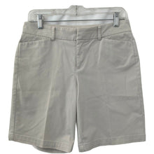 Load image into Gallery viewer, Dockers Shorts Bermuda Ideal Fit Womens Petite Size 6