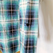 Load image into Gallery viewer, Eden &amp; Olivia Womens Blue Green Plaid Shirt Small