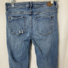 Load image into Gallery viewer, Zara Basic Z1975 Womens Ripped Distressed Medium Wash Blue Jeans size 4
