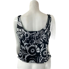 Load image into Gallery viewer, Sandra Darren Womens Black and White Floral Sleeveless Top 8P