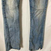 Load image into Gallery viewer, Silver Jeans Frances 18 Womens Light Wash Blue Denim Jeans Size 24x33