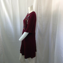 Load image into Gallery viewer, Xhilaration Womens Burgundy Red Embroidered Floral Top Size Medium