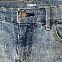 Load image into Gallery viewer, Old Navy Shorts Bermuda Denim Light Wash Womens Size 4 Cuffed
