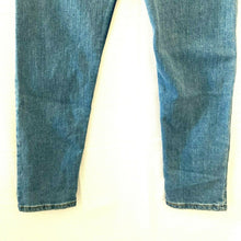 Load image into Gallery viewer, Wrangler Five Star Taper Fit Boys Light Wash Blue Jeans Size 12 Regular