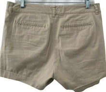 Load image into Gallery viewer, Old Navy Shorts Khakis Womens Size 6