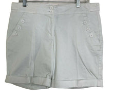 Load image into Gallery viewer, The Limited Shorts Bermuda Womens Size 8 White Cuffed captains buttons