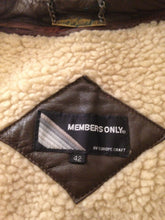 Load image into Gallery viewer, Members Only Mens Vintage Brown Leather Bomber Jacket w Sherpa Lining 42