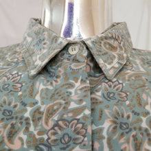 Load image into Gallery viewer, Vintage Maggie Lawrence Green Beige Peach Paisley Button Up Long Sleeve Shirt M