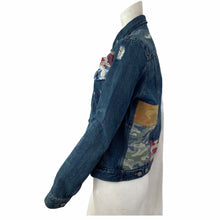 Load image into Gallery viewer, Gap Jacket Denim Camo Womens Size Medium Gap For Good