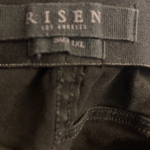 Load image into Gallery viewer, Risen Shorts Bermuda Denim Black Stretch Wasit Womens Size 1XL Raw Hem