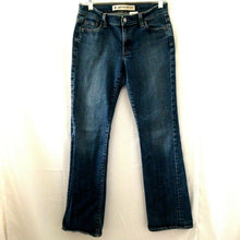 Load image into Gallery viewer, Gap Low Rise Medium Wash Boot Cut Stretch Blue Jeans Size 4