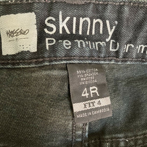 Mossimo Premium Denin Skinny Womens Black Denim Jeans Fit 4 Size 4R