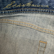 Load image into Gallery viewer, Eddie Bauer Original Loose Tapered Medium Wash Denim Jeans Size 12P